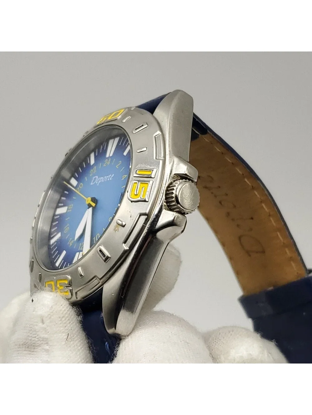 Deporte Mens 42mm Watch New Battery Blue/Yellow Date Dial  Blue Band